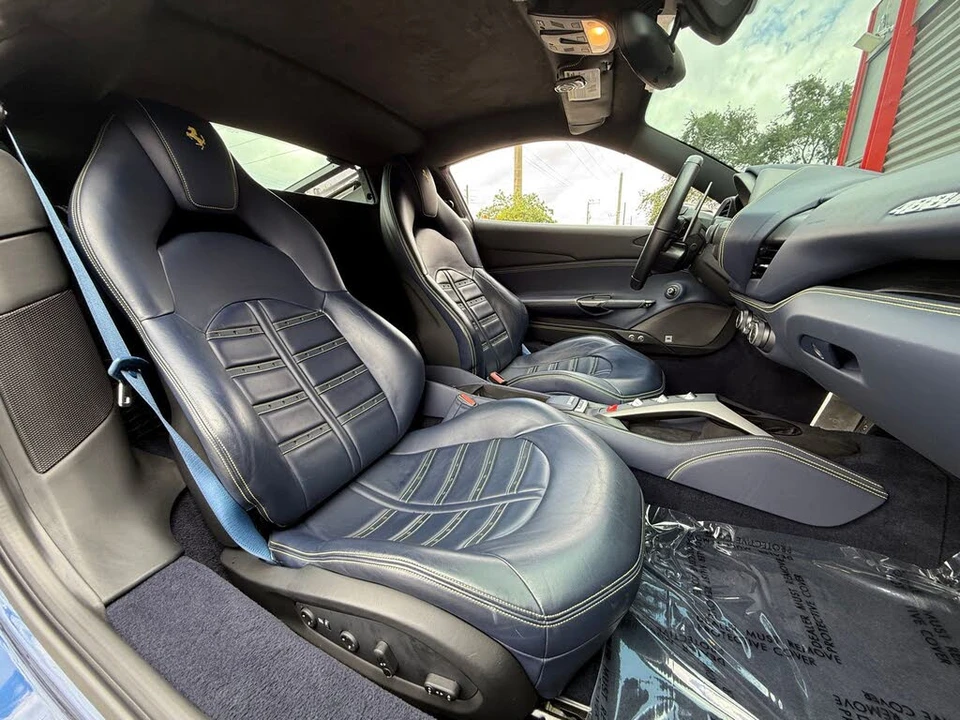 2017 Ferrari 488 GTB - Image 23 of 31