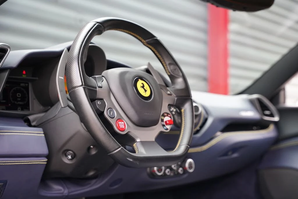 2017 Ferrari 488 GTB - Image 16 of 31