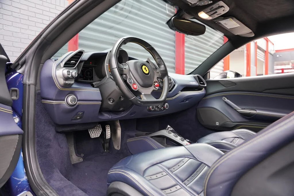 2017 Ferrari 488 GTB - Image 15 of 31