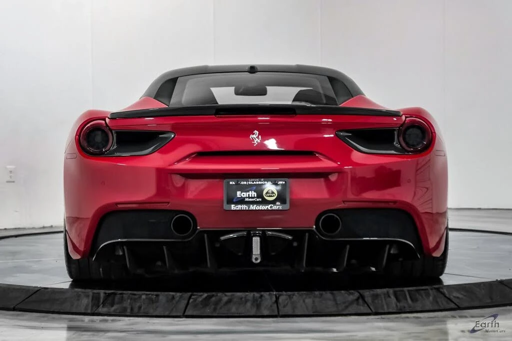 2017 Ferrari 488 GTB - Image 14 of 31