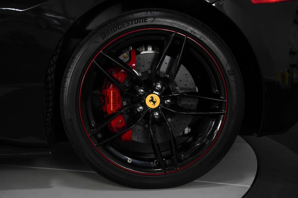 2017 Ferrari 488 GTB - Image 19 of 31
