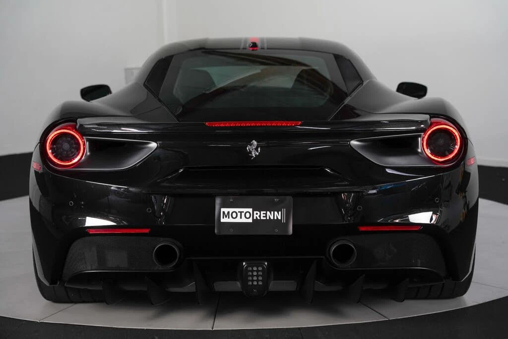 2017 Ferrari 488 GTB - Image 8 of 31