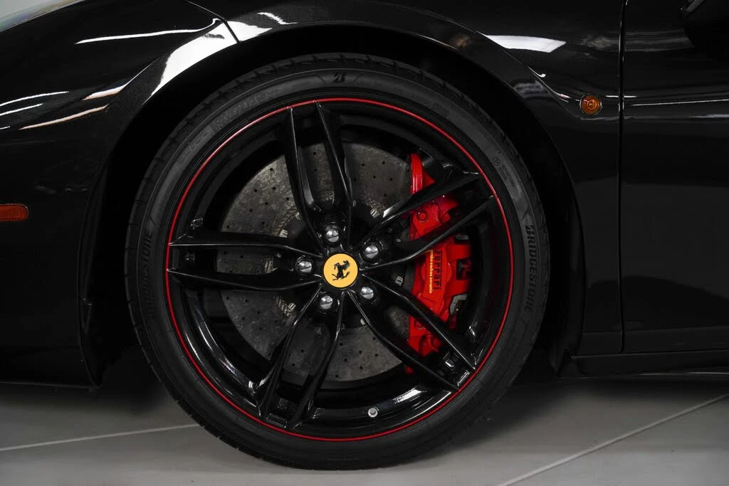 2017 Ferrari 488 GTB - Image 17 of 31
