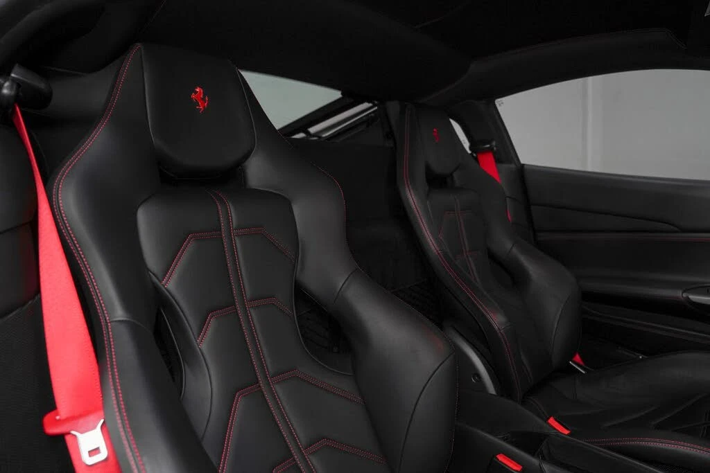 2017 Ferrari 488 GTB - Image 28 of 31
