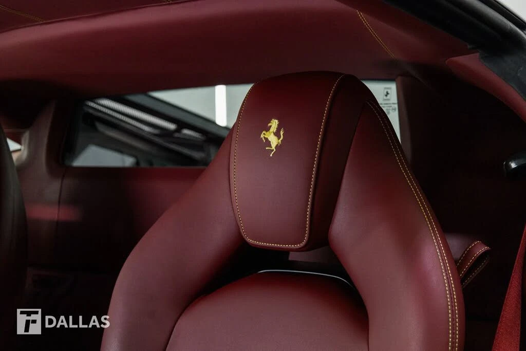 2017 Ferrari 488 GTB - Image 27 of 31