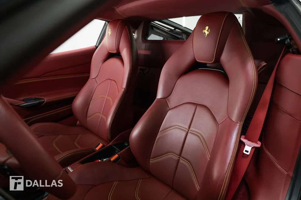 2017 Ferrari 488 GTB - Image 28 of 31