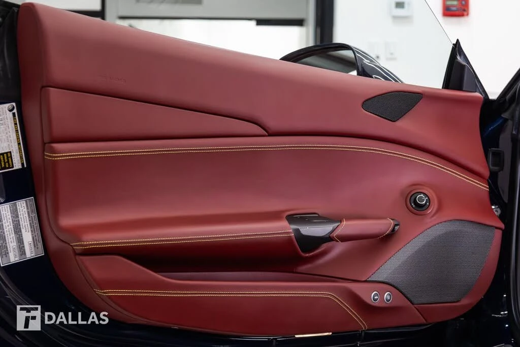 2017 Ferrari 488 GTB - Image 25 of 31