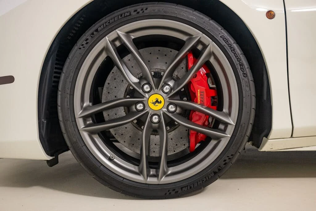 2017 Ferrari 488 GTB - Image 15 of 31