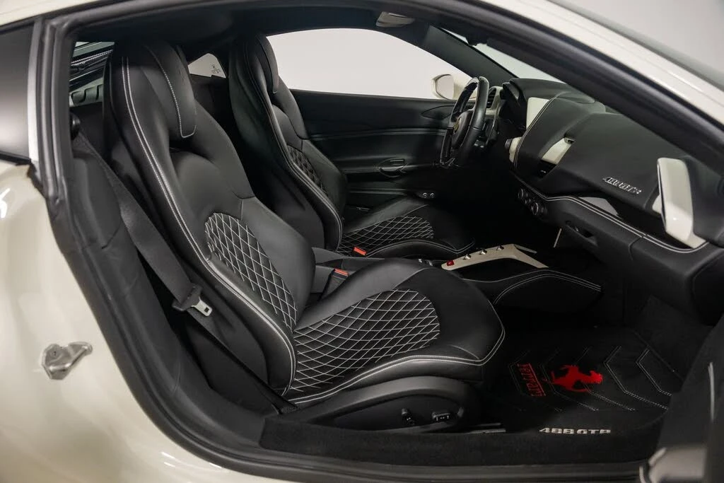 2017 Ferrari 488 GTB - Image 23 of 31