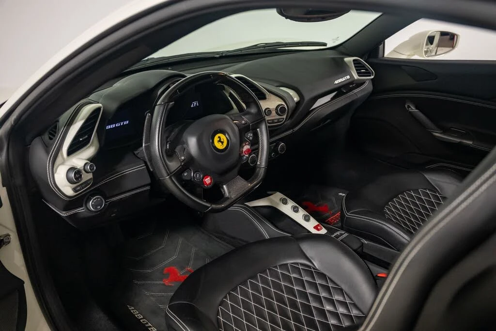 2017 Ferrari 488 GTB - Image 18 of 31