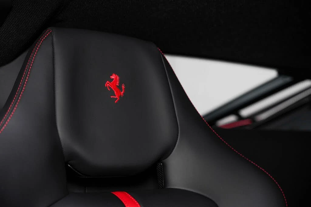 2017 Ferrari 488 GTB - Image 29 of 31