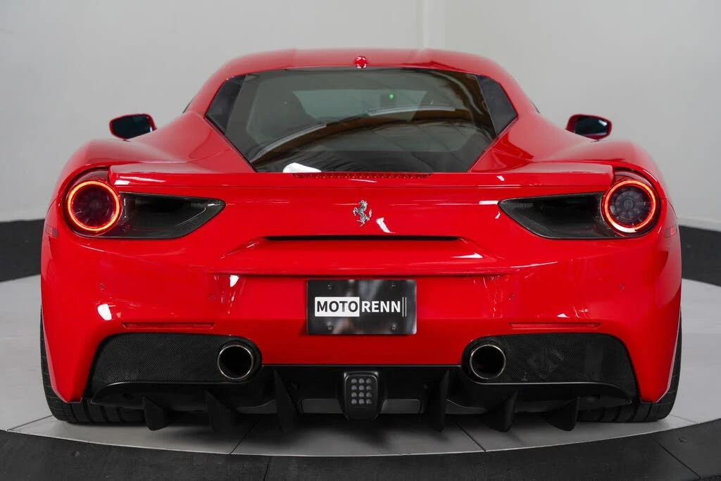 2017 Ferrari 488 GTB - Image 7 of 31