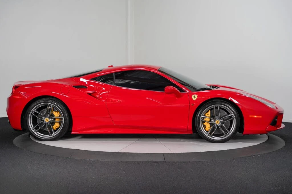 2017 Ferrari 488 GTB - Image 8 of 31