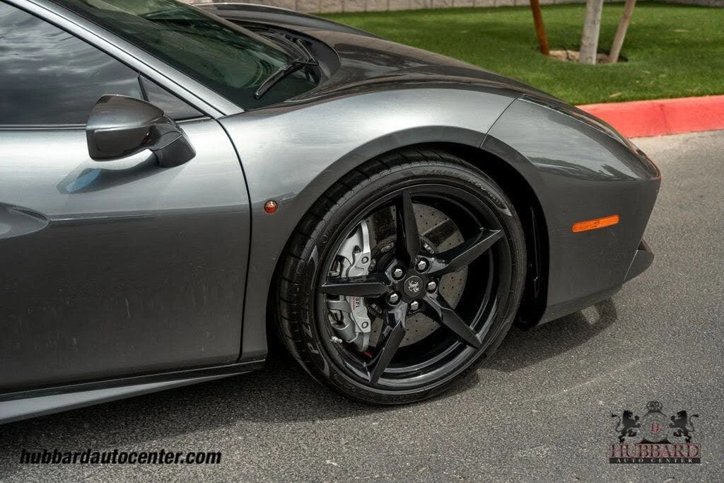 2017 Ferrari 488 GTB - Image 14 of 31