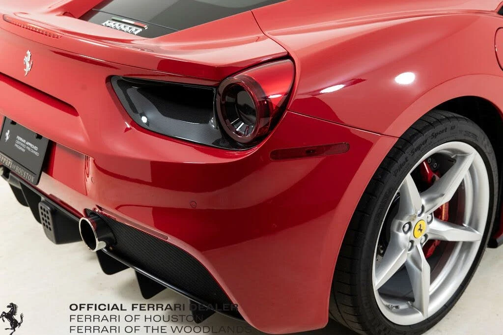 2017 Ferrari 488 GTB - Image 24 of 31