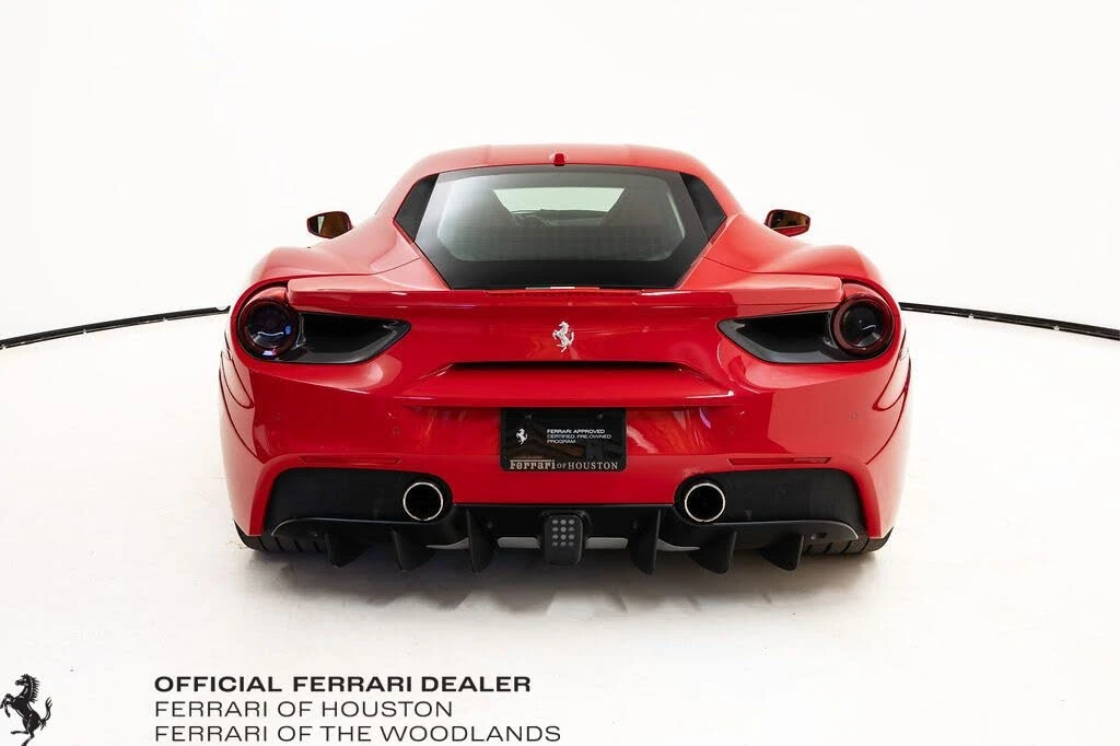 2017 Ferrari 488 GTB - Image 10 of 31