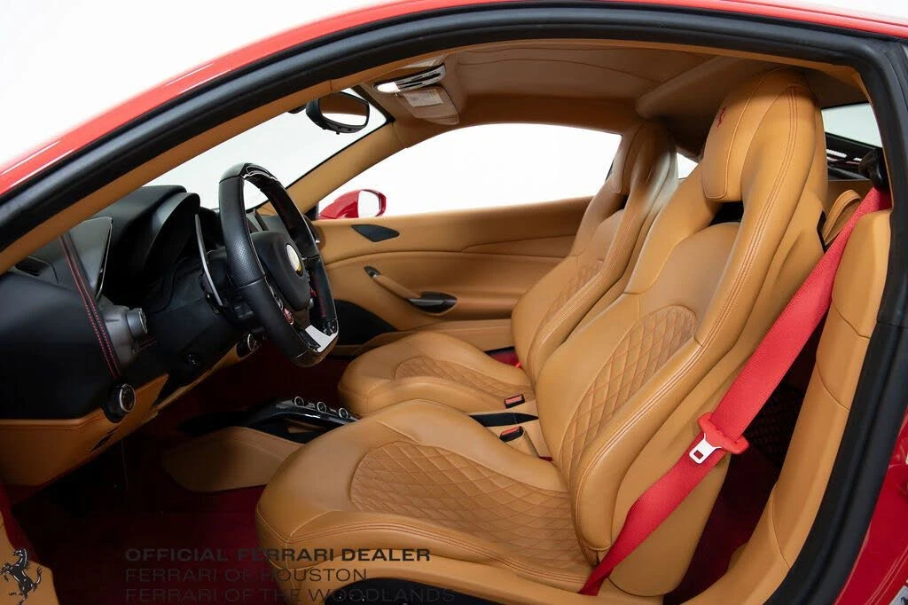 2017 Ferrari 488 GTB - Image 5 of 31