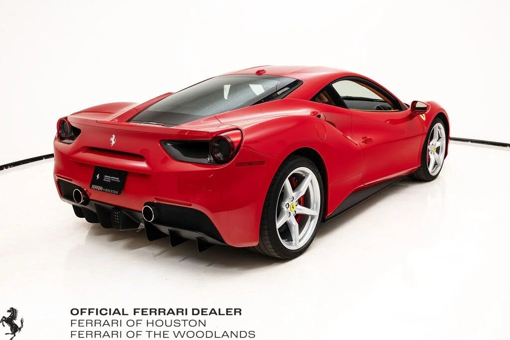 2017 Ferrari 488 GTB - Image 7 of 31