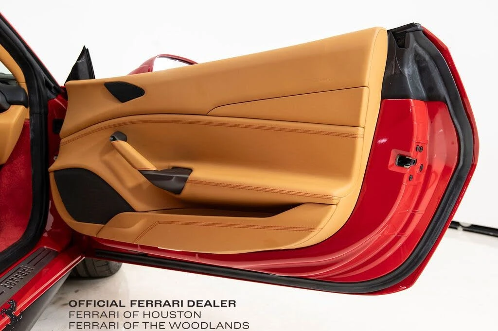 2017 Ferrari 488 GTB - Image 22 of 31