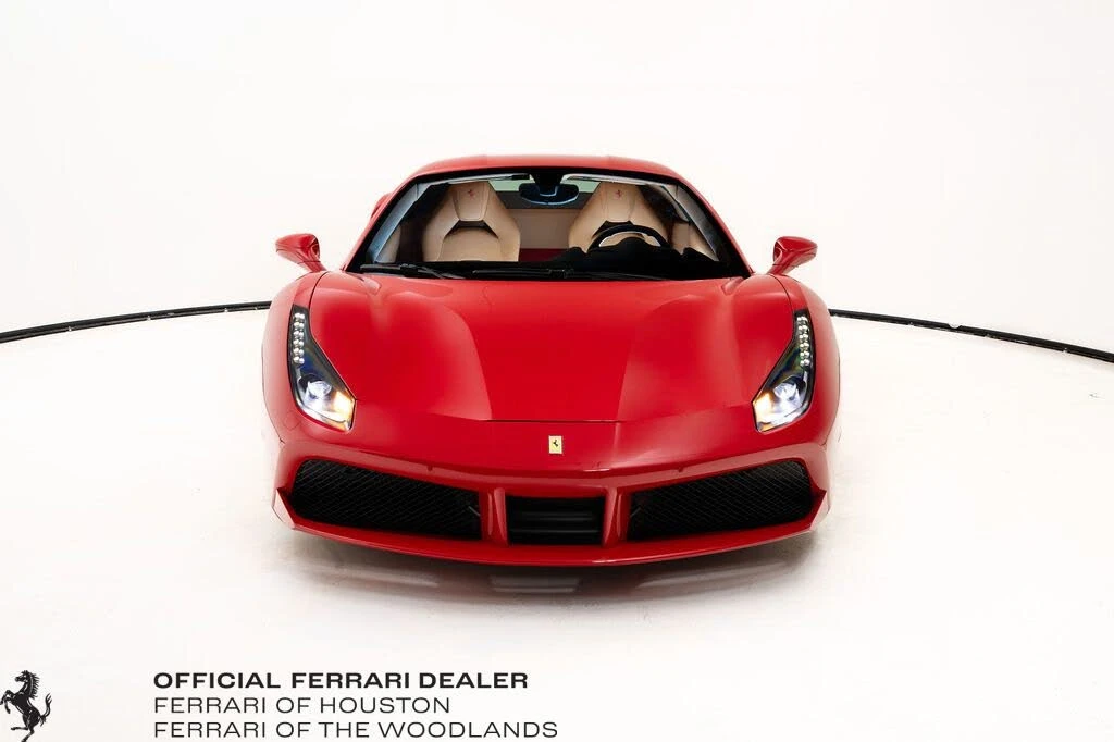 2017 Ferrari 488 GTB - Image 9 of 31