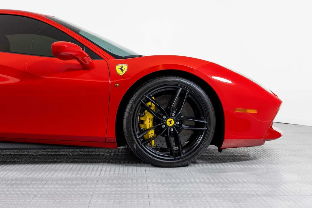 2017 Ferrari 488 GTB - Image 19 of 31