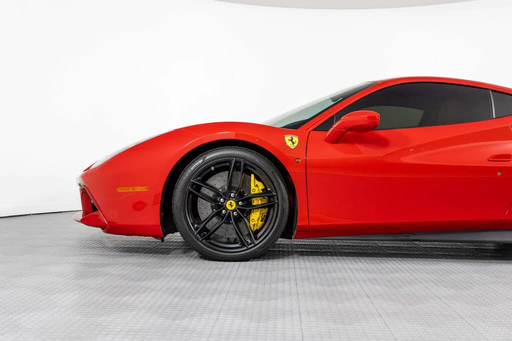 2017 Ferrari 488 GTB - Image 10 of 31