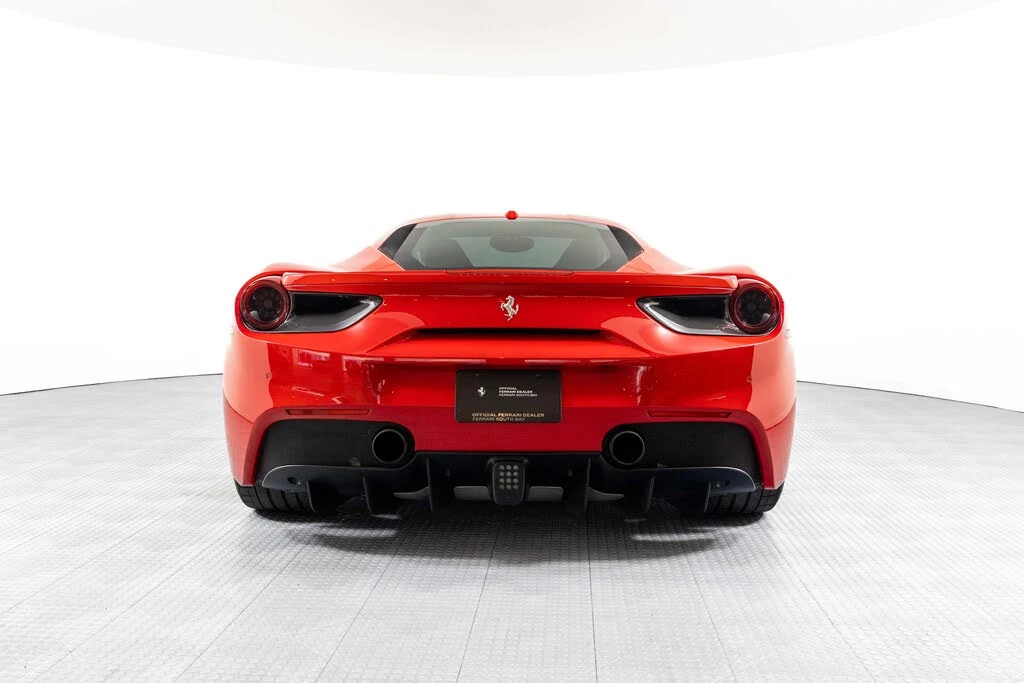 2017 Ferrari 488 GTB - Image 7 of 31