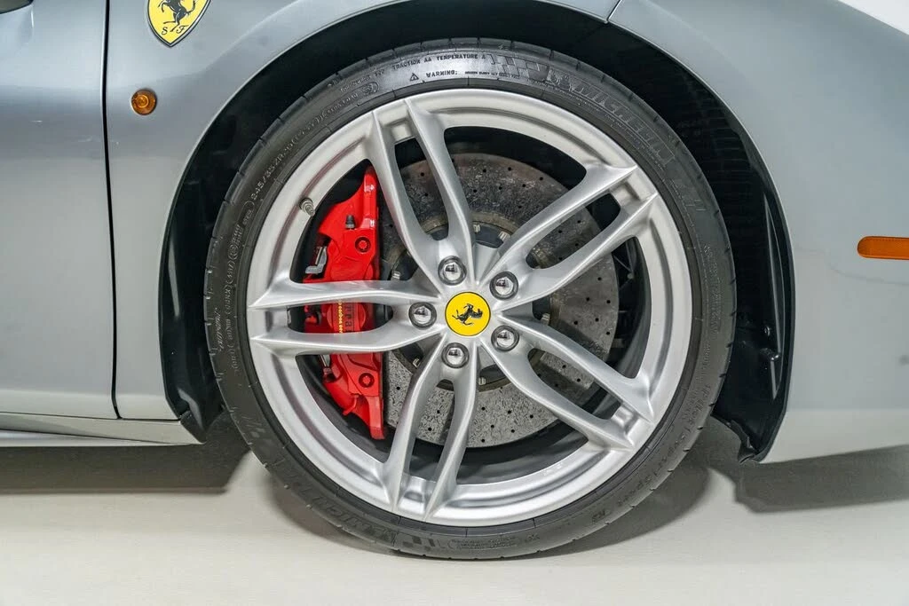2017 Ferrari 488 GTB - Image 14 of 31