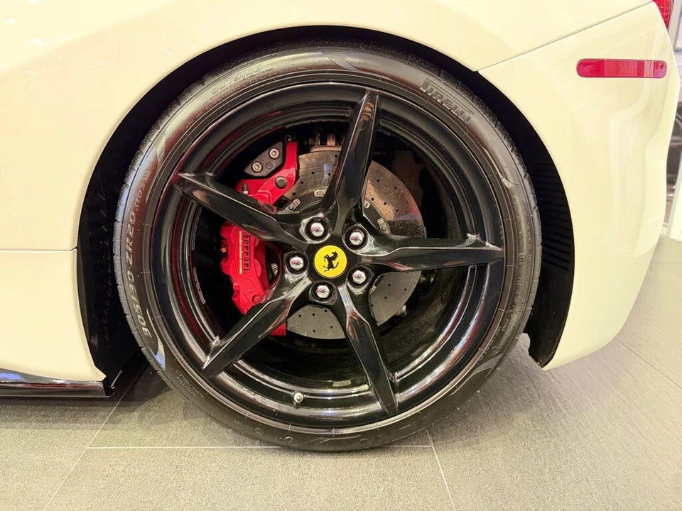 2017 Ferrari 488 GTB - Image 21 of 31