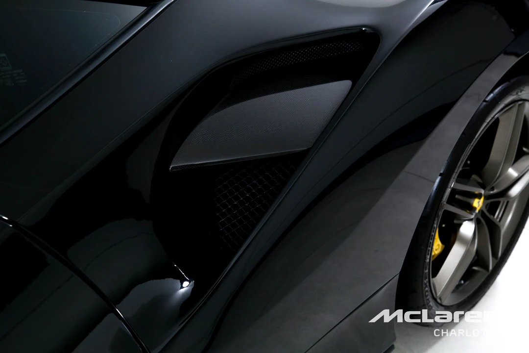 2017 Ferrari 488 GTB - Image 28 of 29