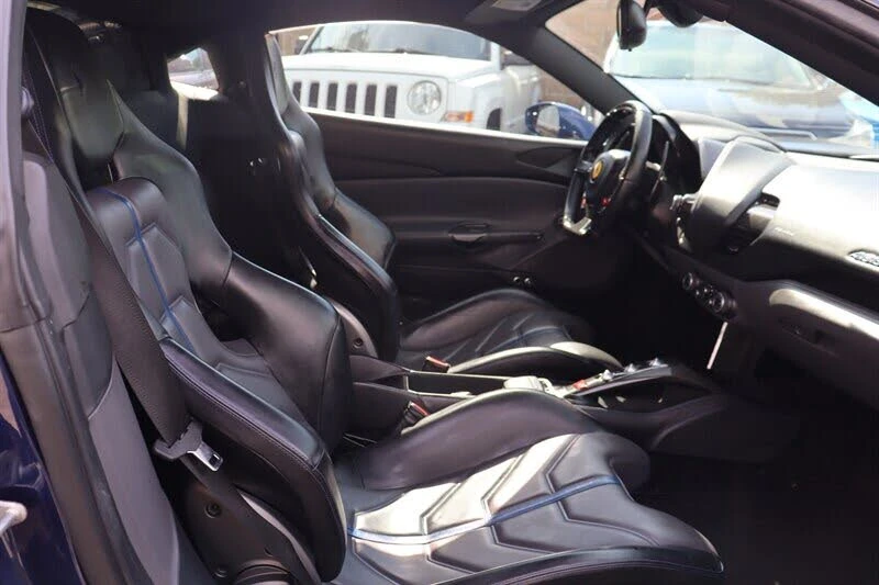 2017 Ferrari 488 GTB - Image 19 of 22