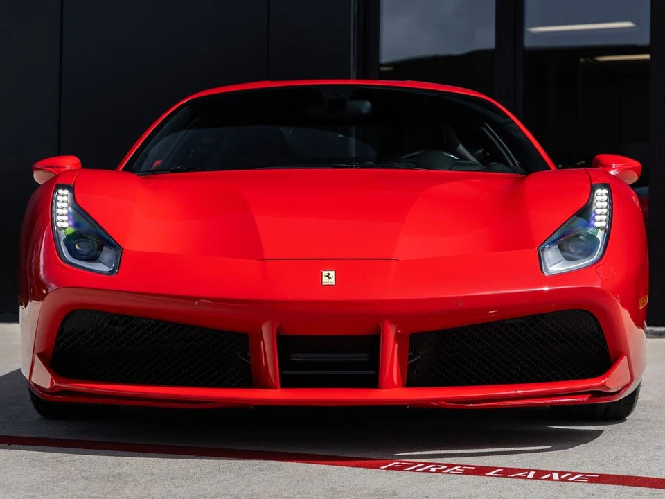 2017 Ferrari 488 GTB - Image 5 of 31