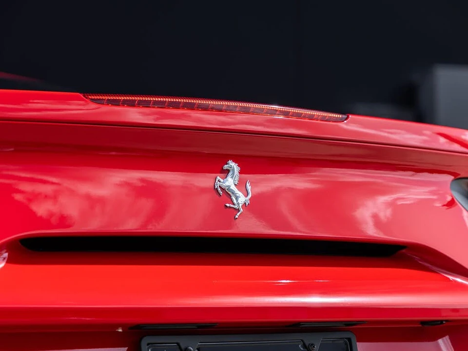 2017 Ferrari 488 GTB - Image 14 of 31