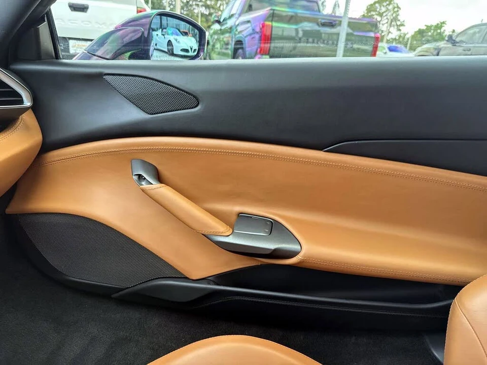 2017 Ferrari 488 GTB - Image 18 of 28