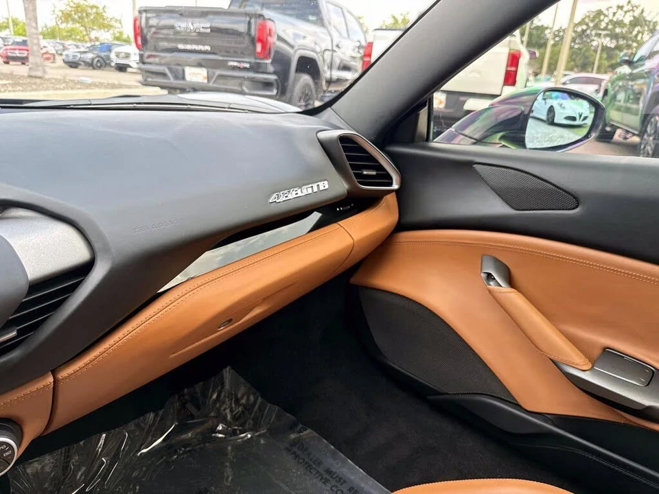 2017 Ferrari 488 GTB - Image 19 of 28