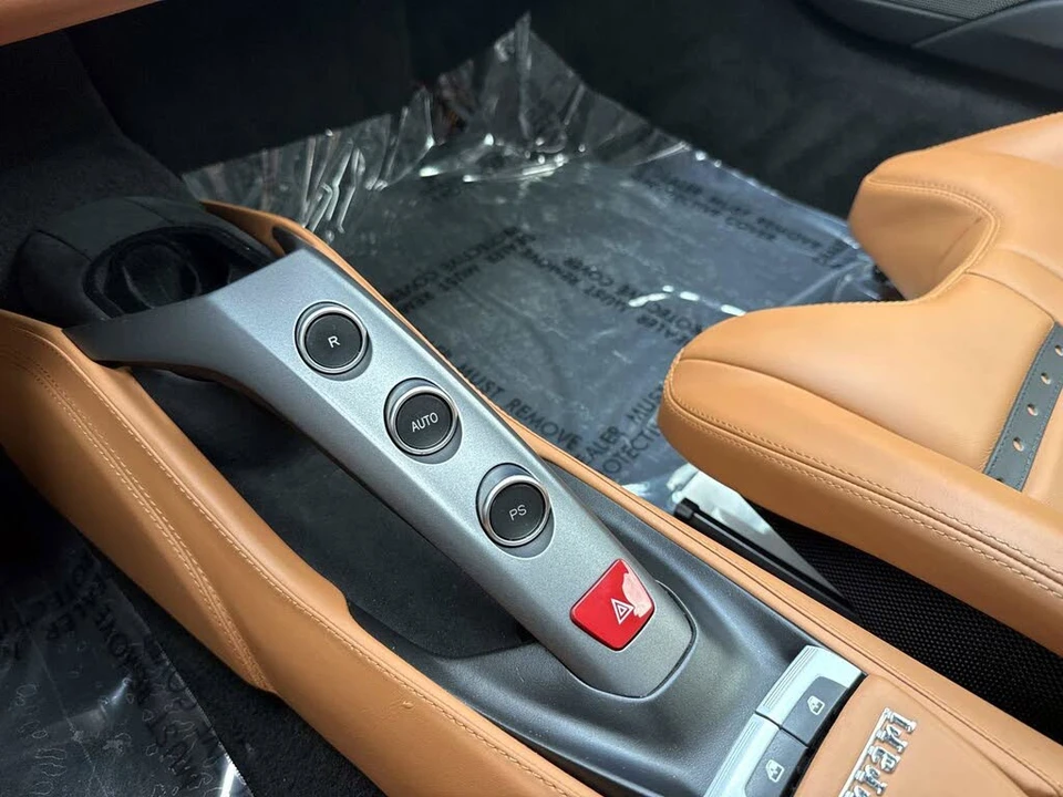 2017 Ferrari 488 GTB - Image 21 of 28