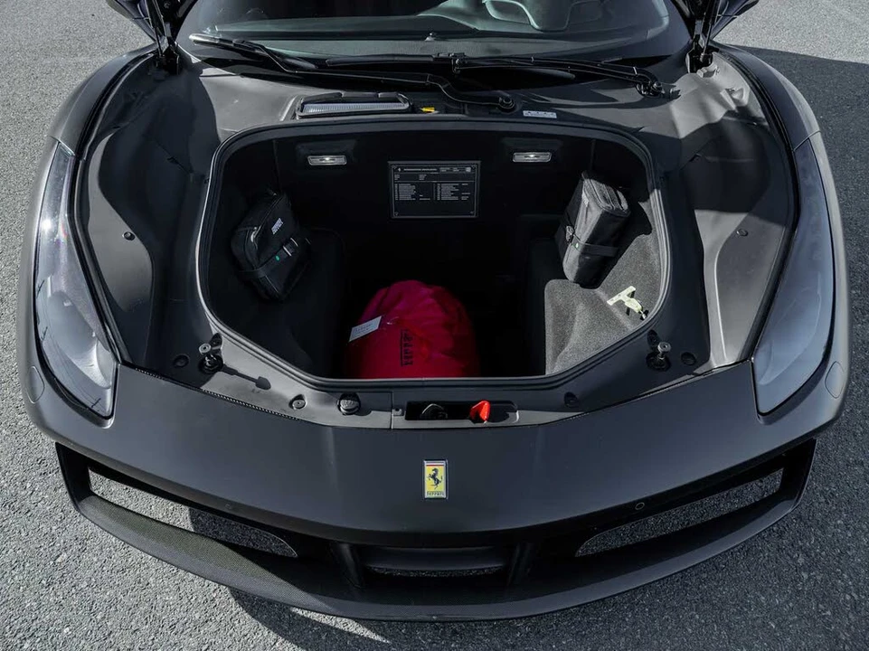 2017 Ferrari 488 GTB - Image 3 of 30