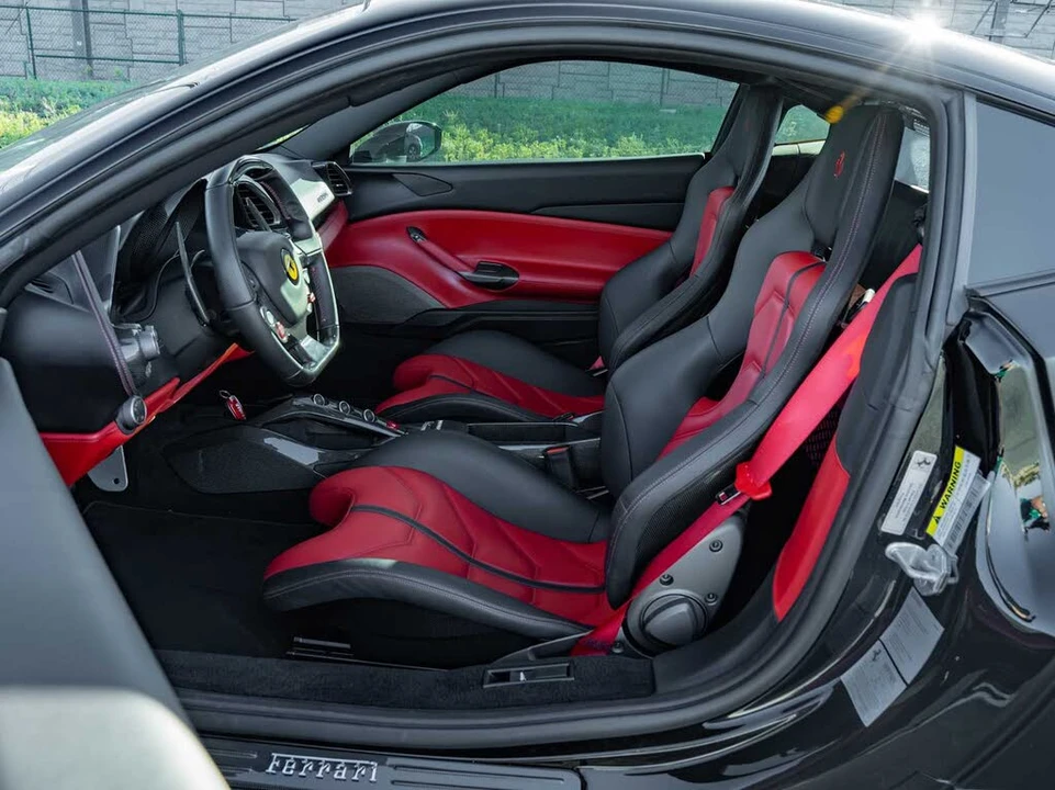 2017 Ferrari 488 GTB - Image 17 of 30