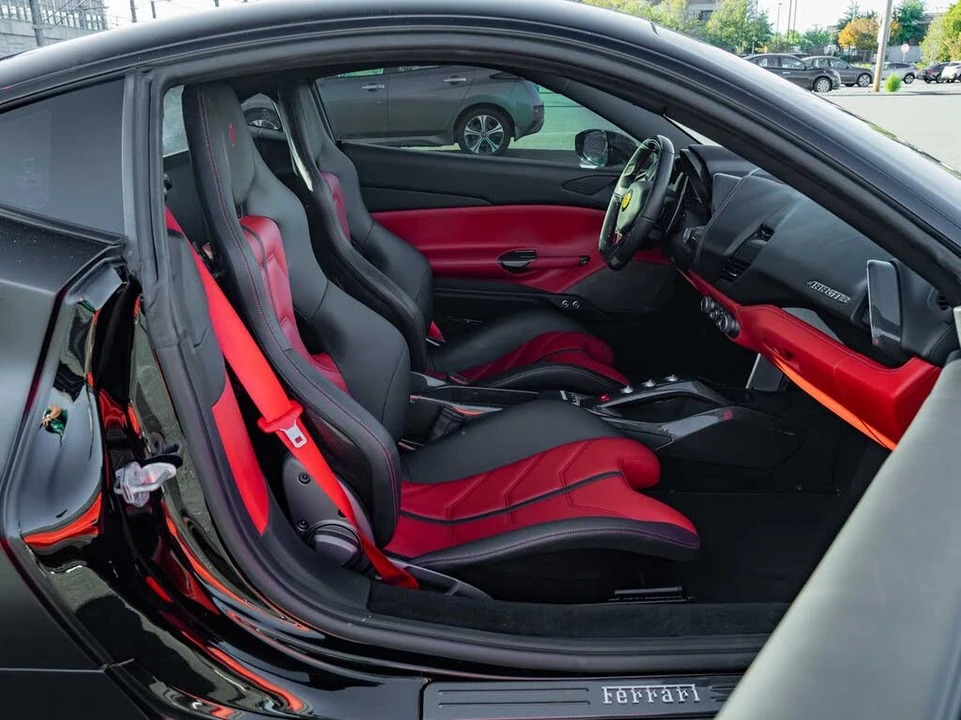2017 Ferrari 488 GTB - Image 28 of 30