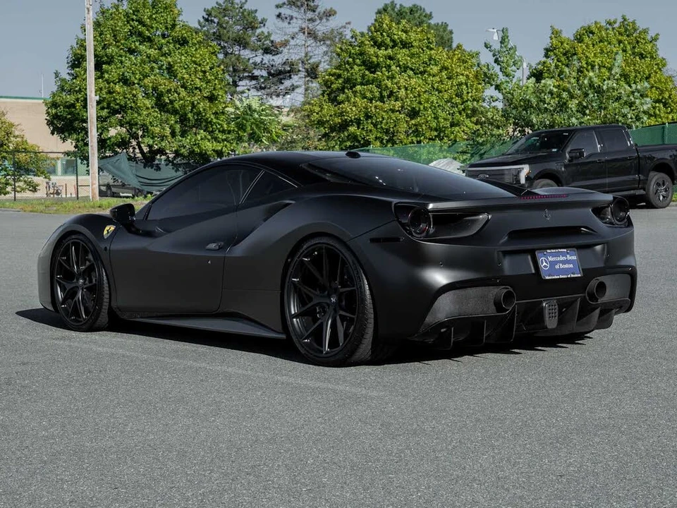 2017 Ferrari 488 GTB - Image 8 of 30