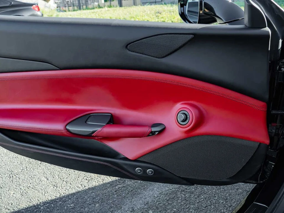 2017 Ferrari 488 GTB - Image 18 of 30