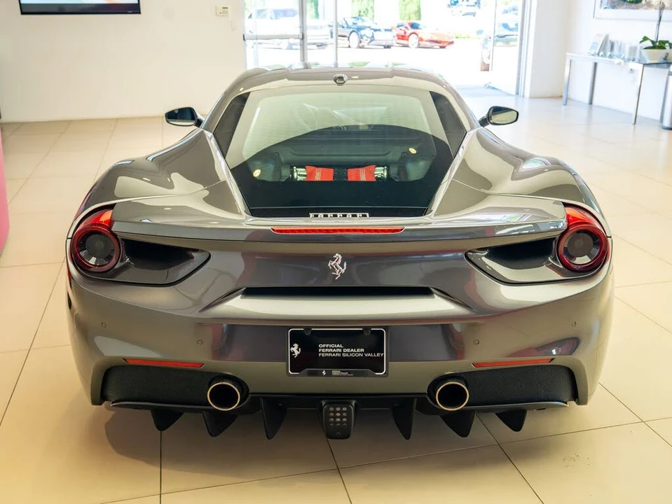 2017 Ferrari 488 GTB - Image 5 of 26