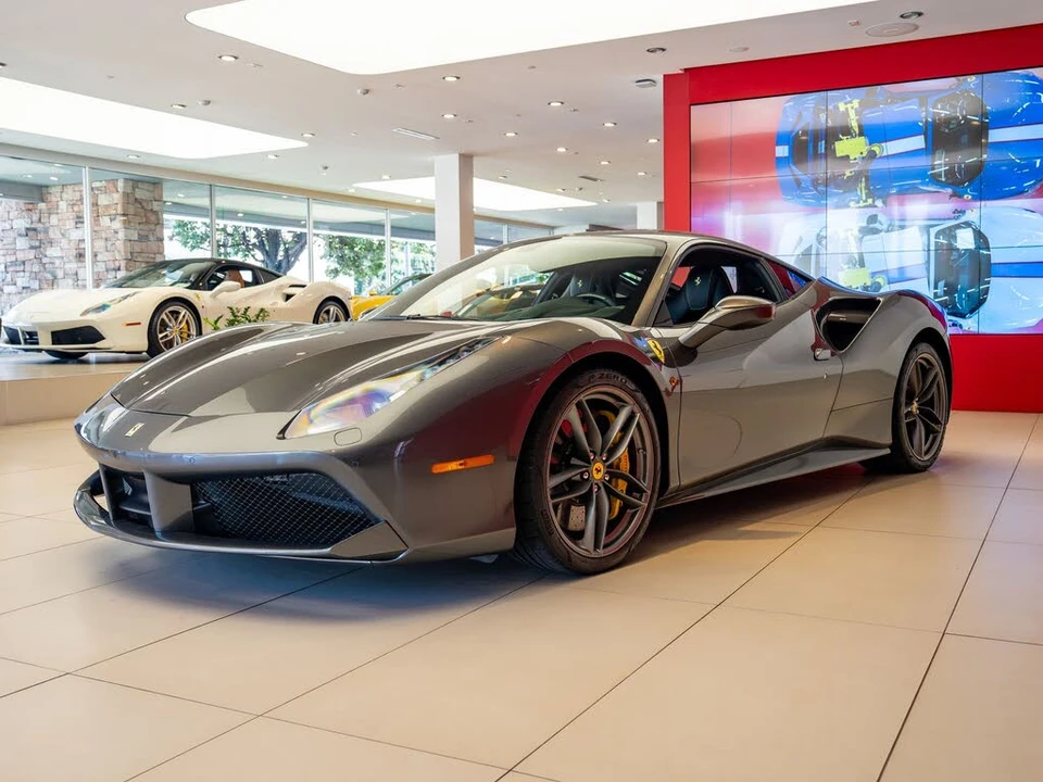 2017 Ferrari 488 GTB - Image 4 of 26