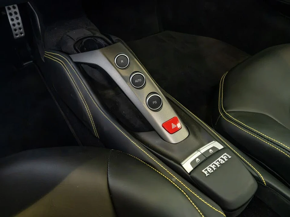 2017 Ferrari 488 GTB - Image 15 of 26