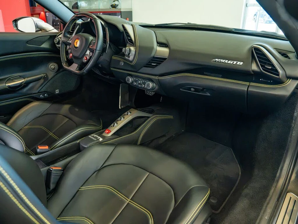 2017 Ferrari 488 GTB - Image 17 of 26