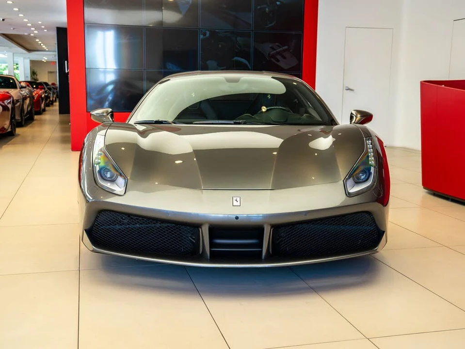 2017 Ferrari 488 GTB - Image 2 of 26