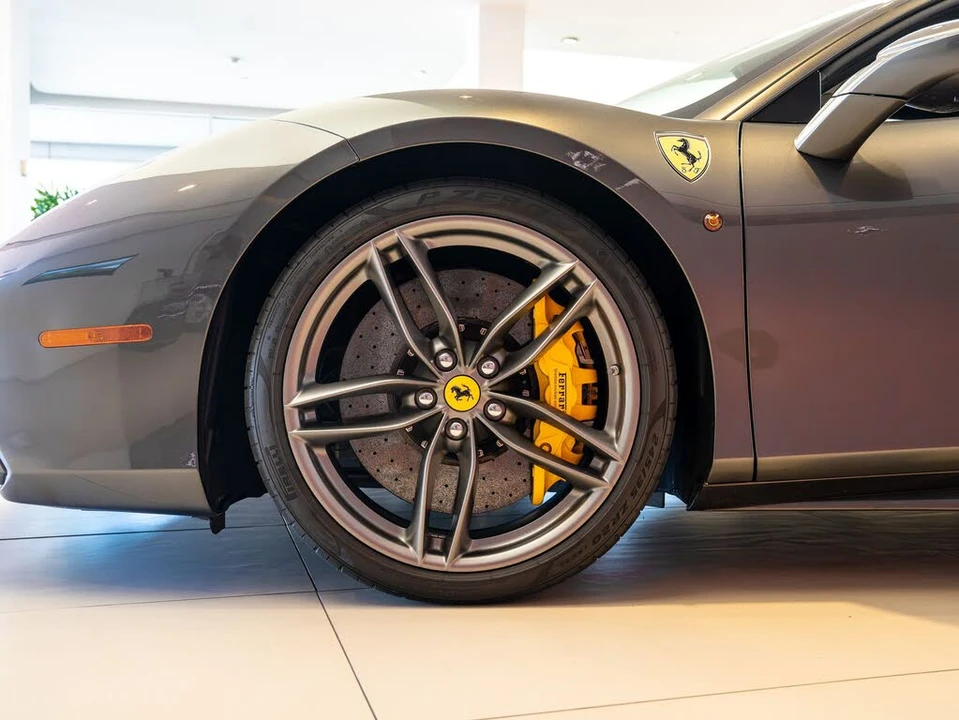 2017 Ferrari 488 GTB - Image 3 of 26