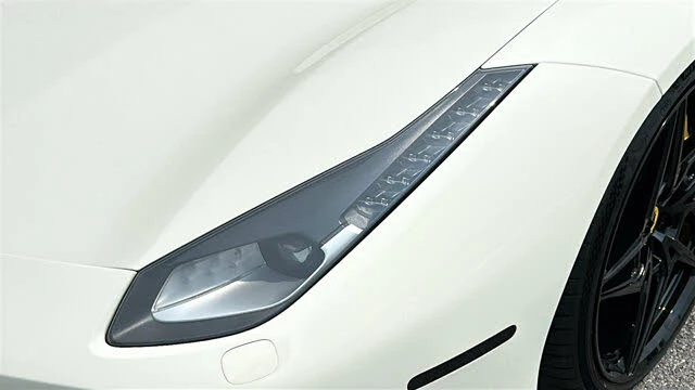 2017 Ferrari 488 GTB - Image 5 of 31