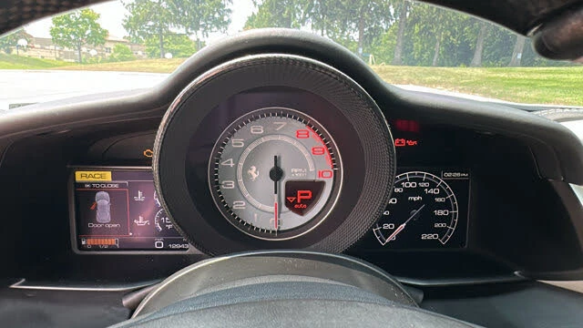 2017 Ferrari 488 GTB - Image 28 of 31