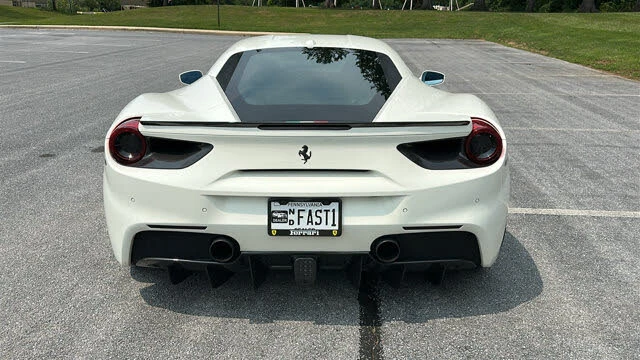 2017 Ferrari 488 GTB - Image 13 of 31